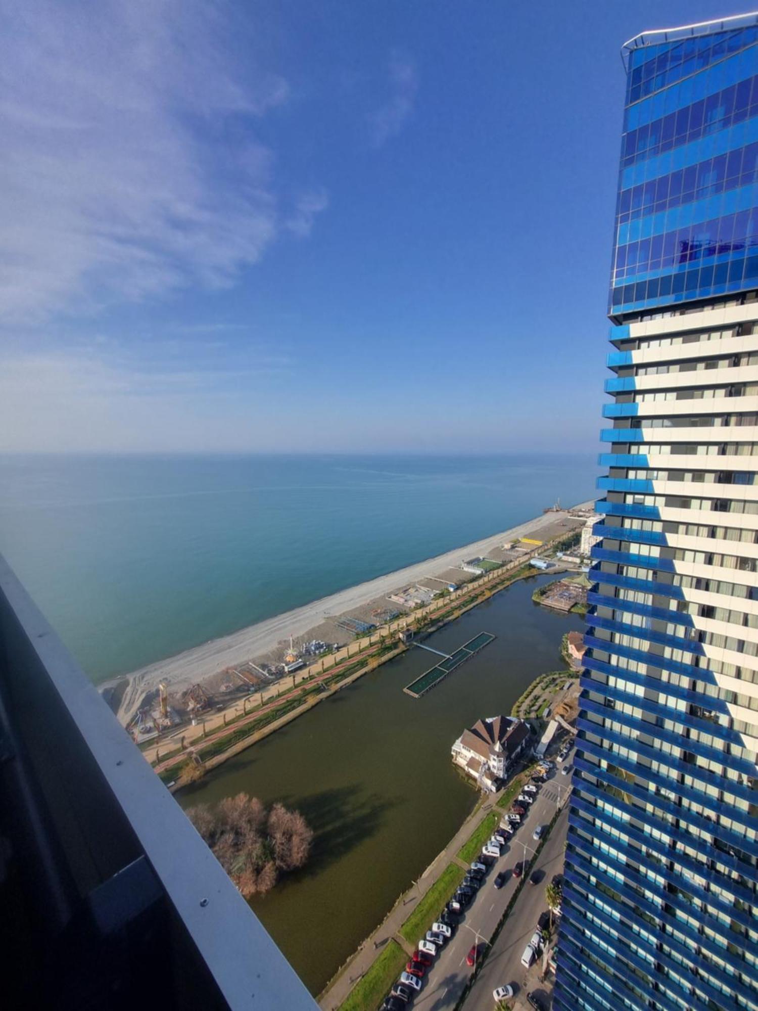 Orbi Sity Batumi Apartment Bagian luar foto
