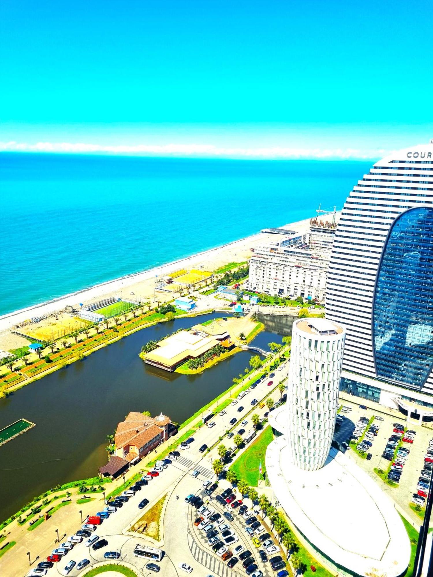 Orbi Sity Batumi Apartment Bagian luar foto